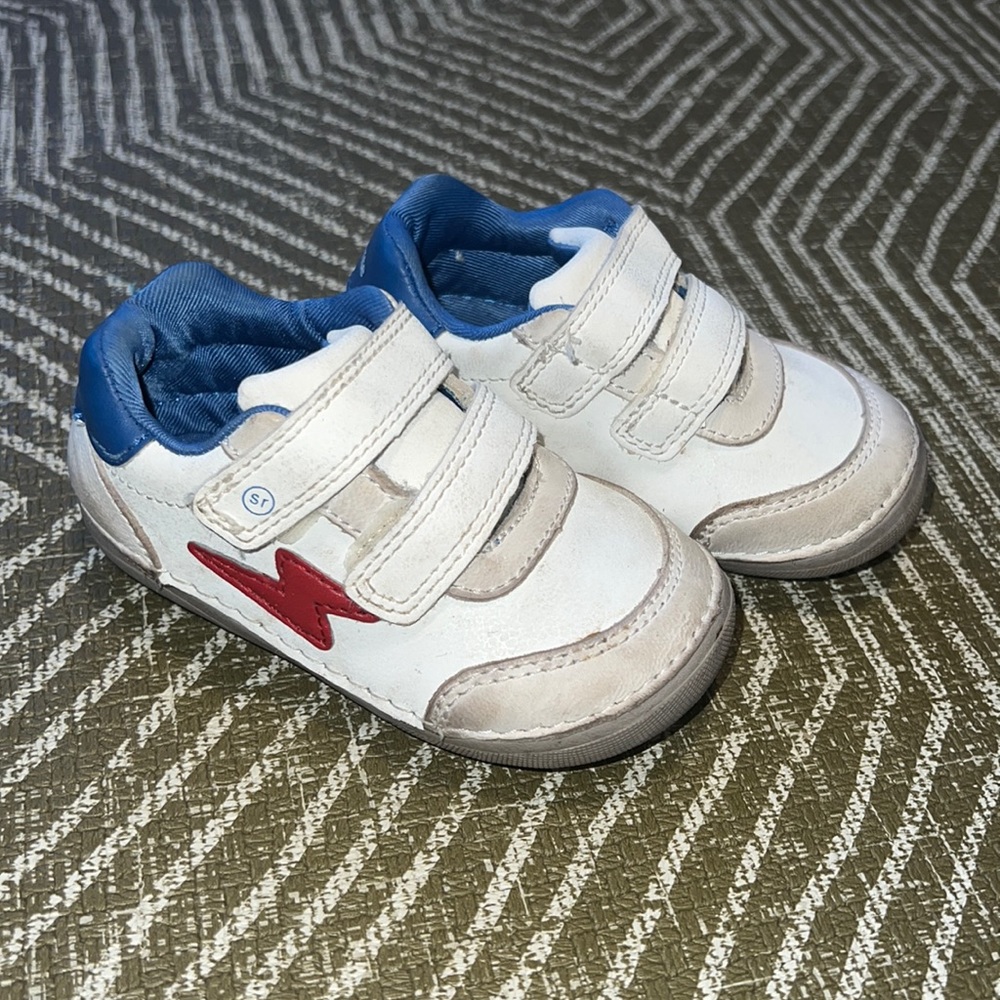 Stride Rite Kennedy sneaker